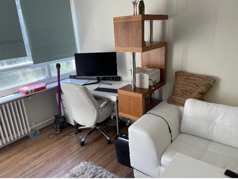 Charming 1-bed Vibrant Location Apartment