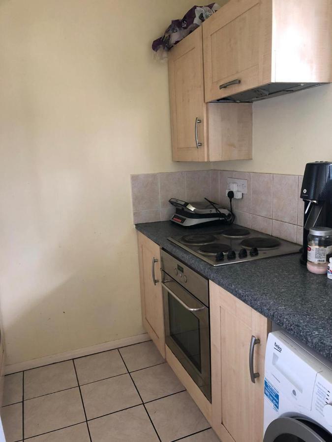 Charming 1-bed Vibrant Location London
